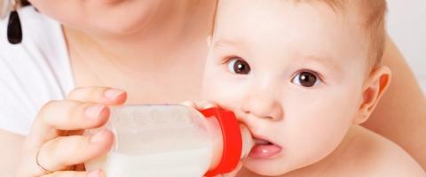 Kuru maisījumu labāk izvēlēties jaundzimušajam ar aizcietējumiem un kolikām: pārskats par bērnu klīnisko uzturu